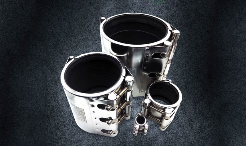 不(bu)鏽鋼哈夫節柔性(xìng)接口的特點是什(shí)麽