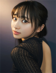 女人扒开的小泬高潮喷水小说/俺也去看电影